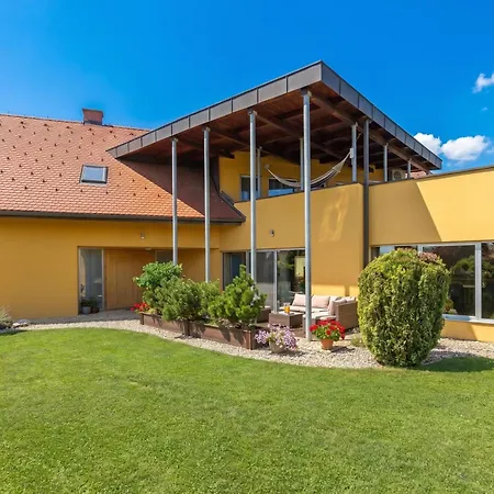 Pool Villa Prleski Raj