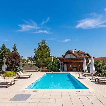 Prleski Raj - Pool, Sauna, Jacuzzi Willa Križevci pri Ljutomeru